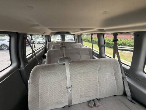 2015 Chevrolet Express LS 3500