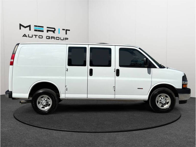 2017 Chevrolet Express 2500