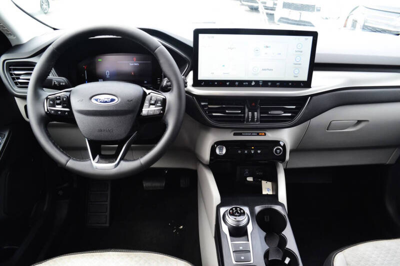 2023 Ford Escape Hybrid Active