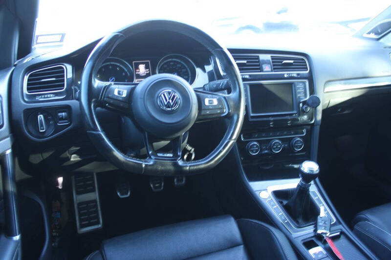 2016 Volkswagen Golf R