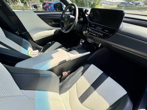 2022 Lexus ES 350 F SPORT