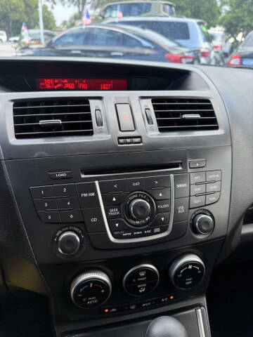 2014 Mazda MAZDA5 Sport