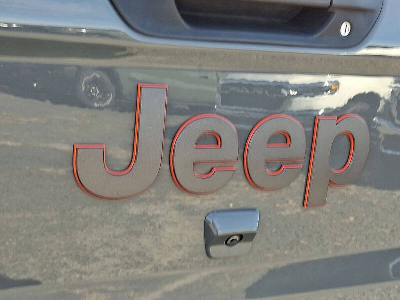 2022 Jeep Gladiator Mojave