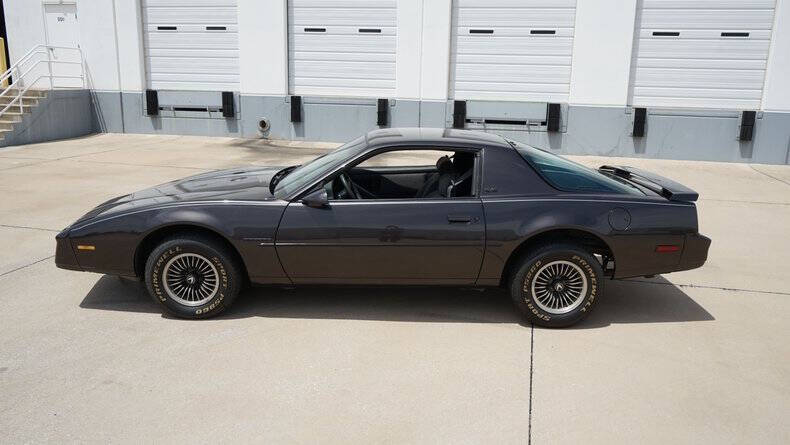1984 Pontiac Firebird SE