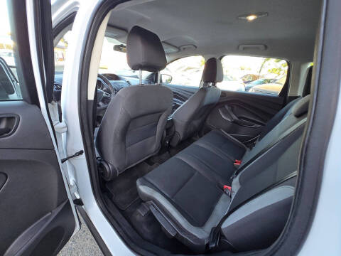 2015 Ford Escape S