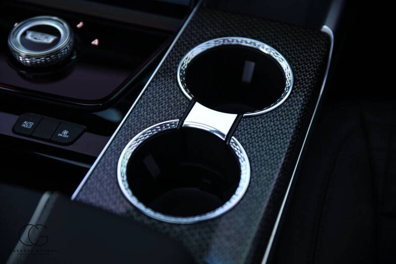 2025 Cadillac Escalade-V