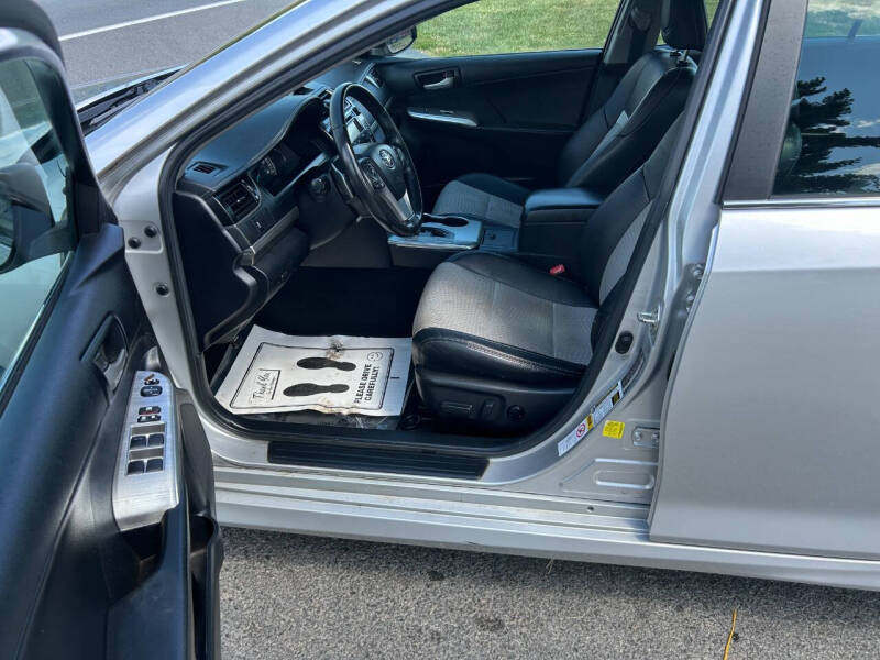 2014 Toyota Camry SE