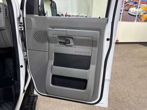 2013 Ford E-Series E-150