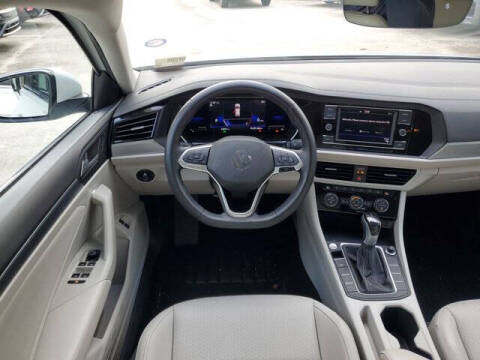 2023 Volkswagen Jetta SE