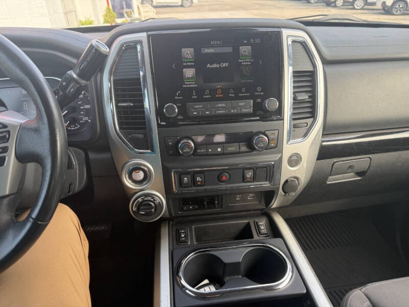 2021 Nissan Titan SV