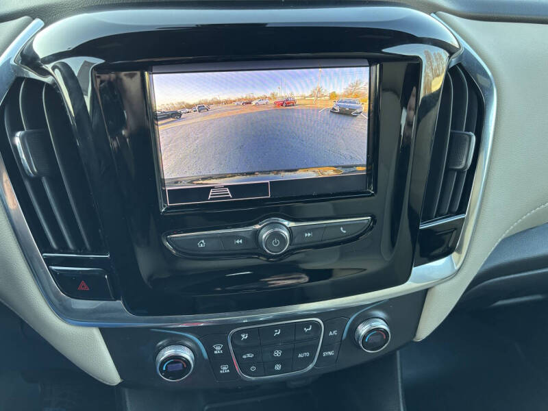 2022 Chevrolet Traverse LS