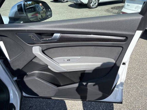 2022 Audi SQ5 3.0T quattro Premium