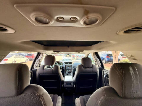2017 Chevrolet Traverse LT