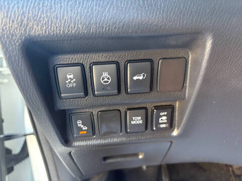 2019 Nissan Pathfinder SV