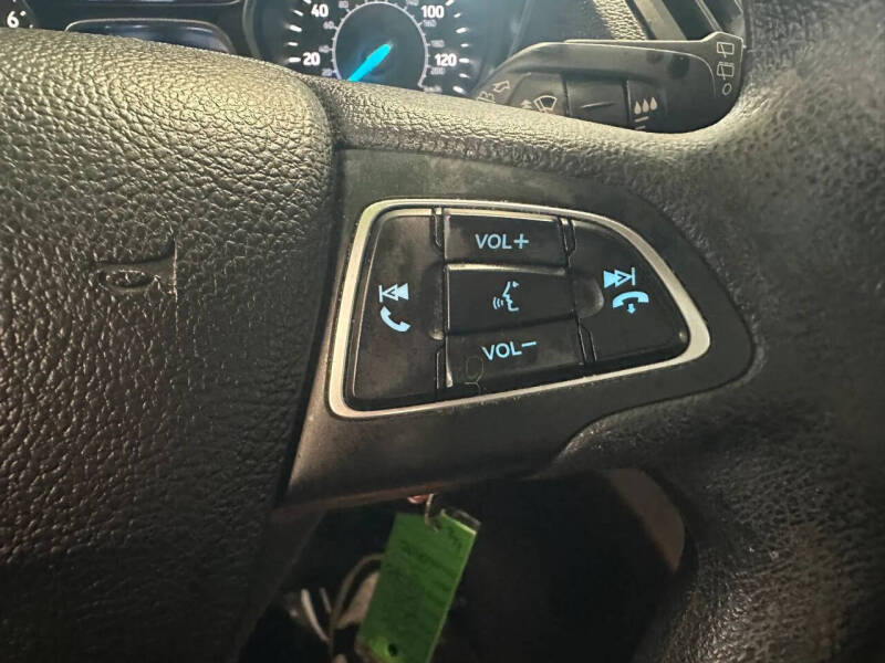 2019 Ford Escape S