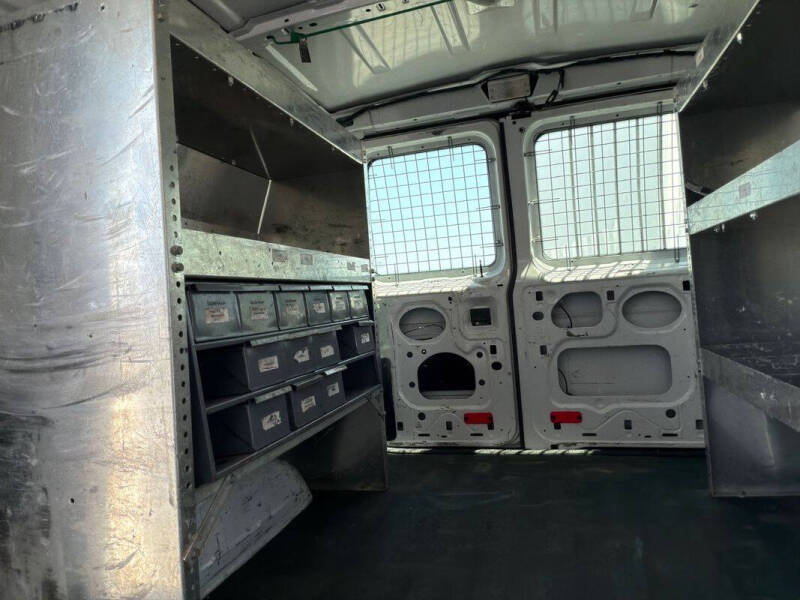 2013 Ford E-Series E-350 SD