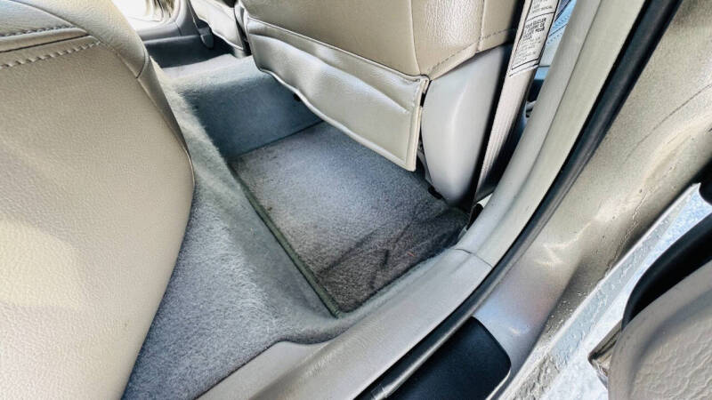 2007 Toyota Corolla LE