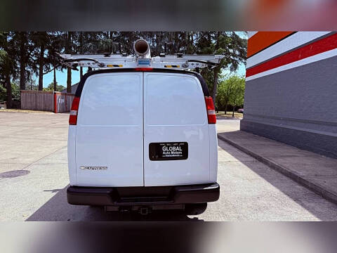 2018 Chevrolet Express 2500