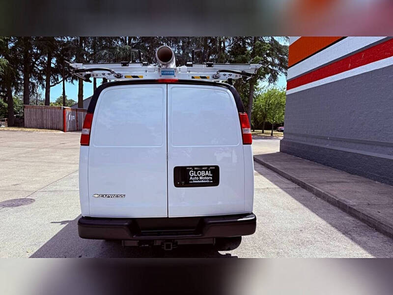 2018 Chevrolet Express 2500