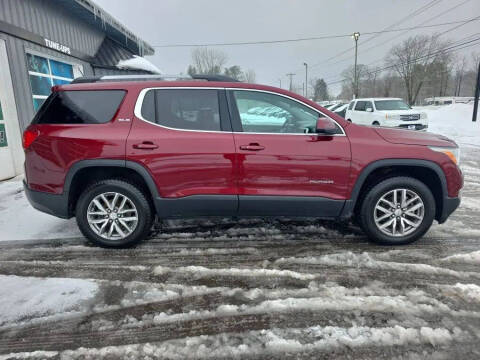 2017 GMC Acadia SLE-2