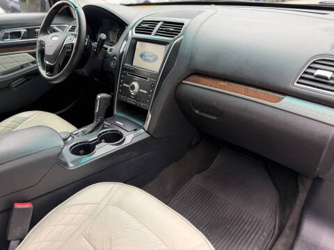 2016 Ford Explorer Platinum