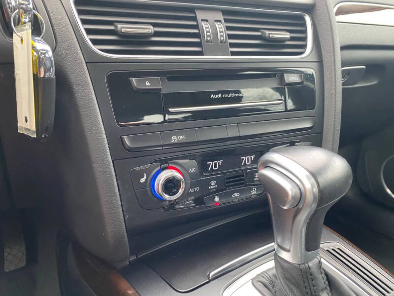 2015 Audi A4 2.0T quattro Premium Plus