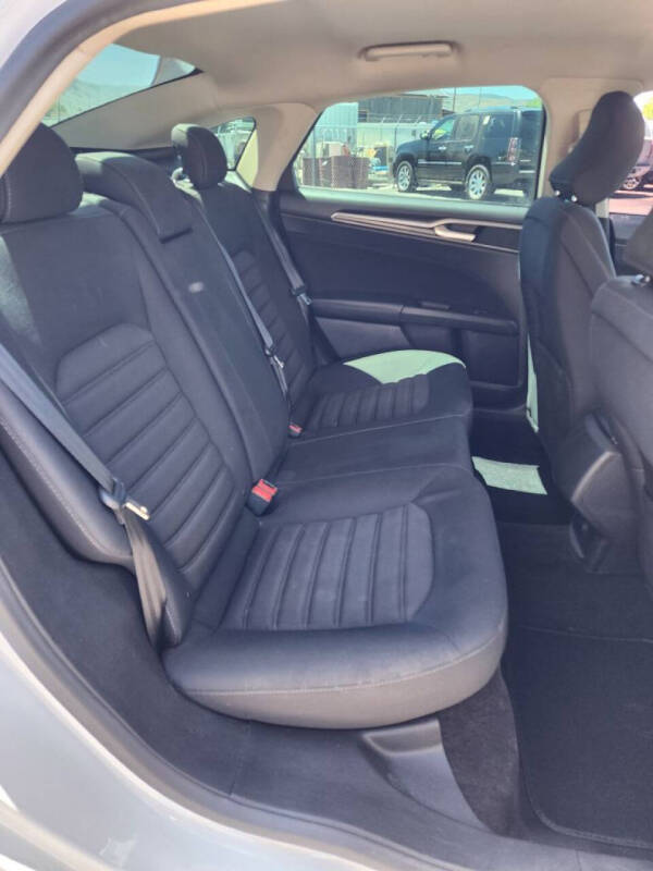 2017 Ford Fusion S
