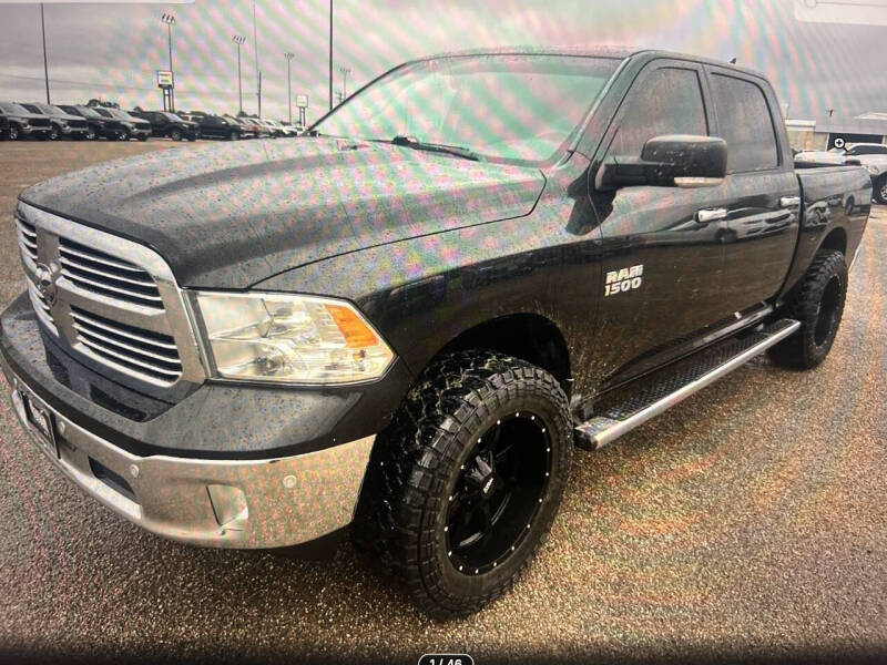 2017 RAM 1500 SLT