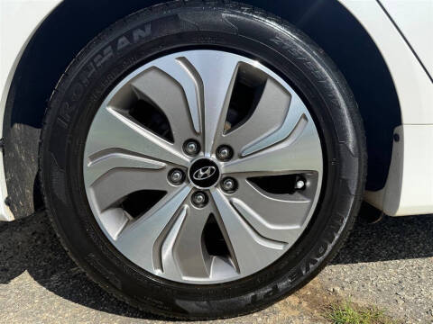 2015 Hyundai Sonata Hybrid