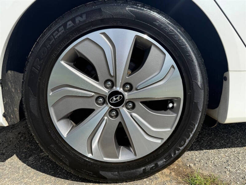 2015 Hyundai Sonata Hybrid
