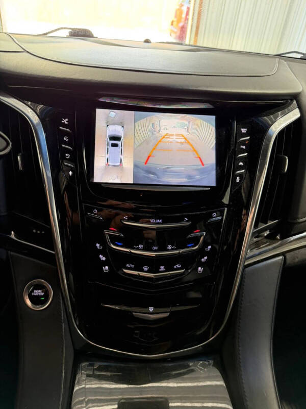2016 Cadillac Escalade ESV Platinum