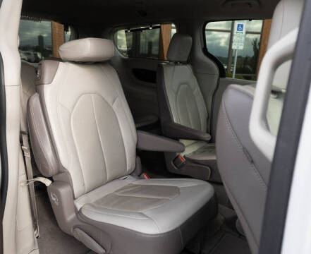 2019 Chrysler Pacifica Touring L