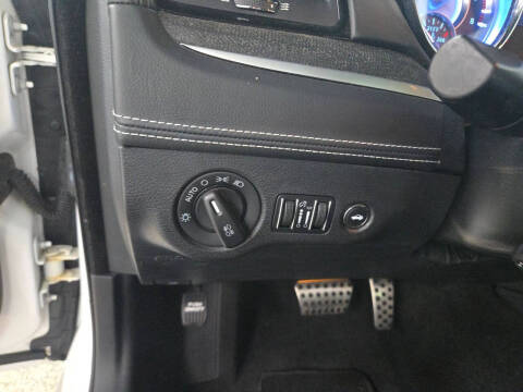 2012 Chrysler 300 SRT8