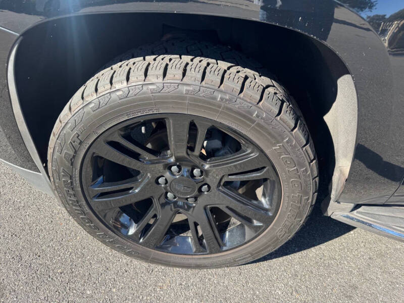 2018 Cadillac Escalade Luxury