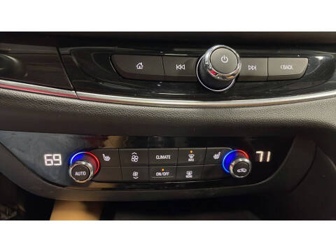 2018 Buick Enclave Essence