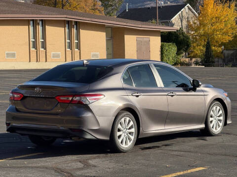 2020 Toyota Camry LE