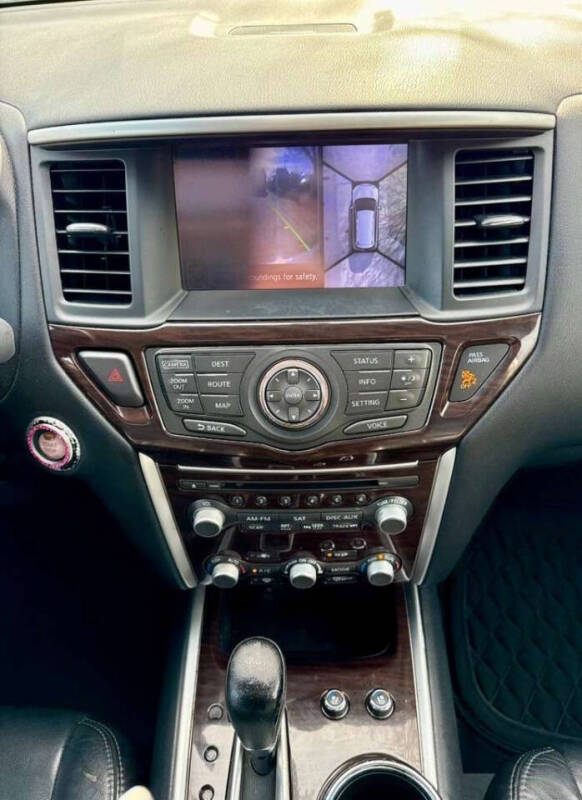 2014 Nissan Pathfinder Platinum