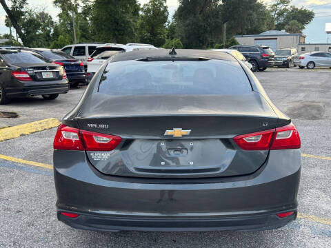 2017 Chevrolet Malibu LT