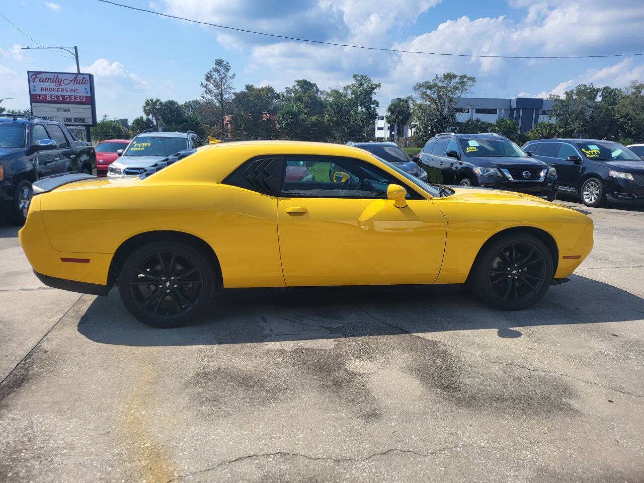 2017 Dodge Challenger for sale at FAMILY AUTO BROKERS in Longwood, FL