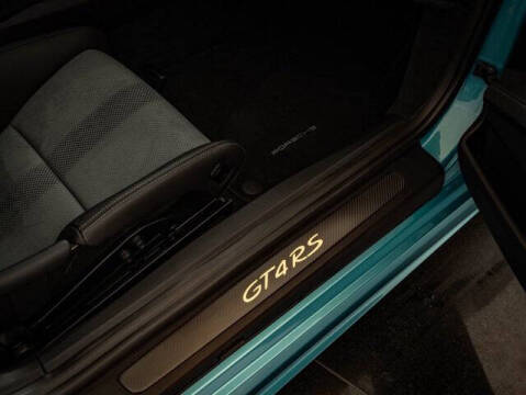 2024 Porsche 718 Cayman GT4 RS