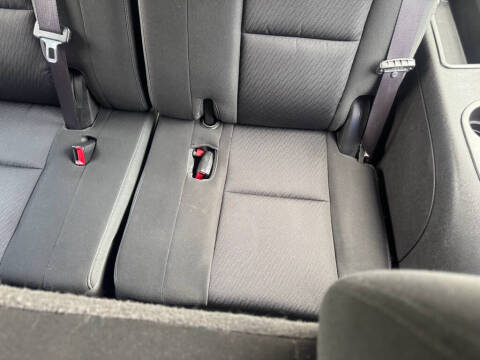2012 Chevrolet Suburban Fleet 2500