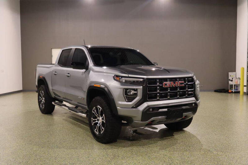 2024 GMC Canyon AT4
