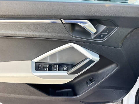 2021 Audi Q3 quattro S line Premium 45 TFSI