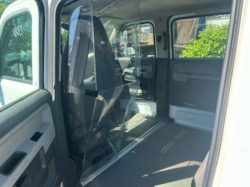 2014 AM General MV-1