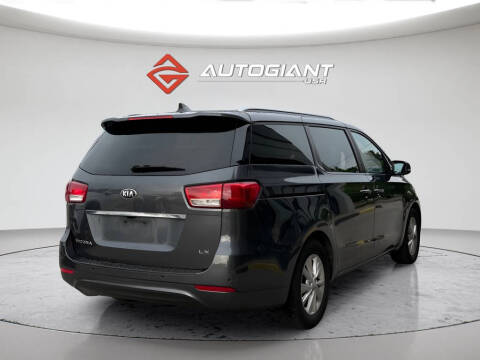2016 Kia Sedona LX