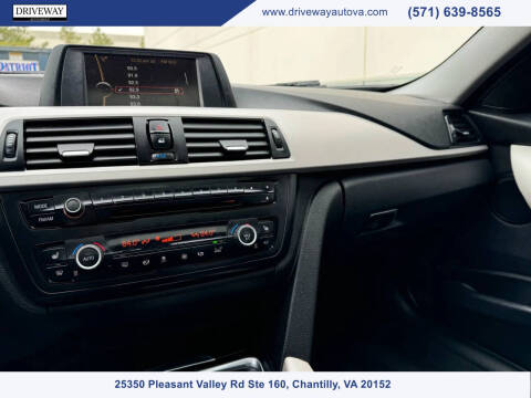 2014 BMW 3 Series 320i