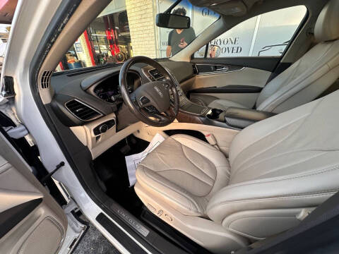 2016 Lincoln MKX Reserve