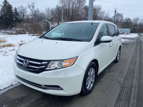 2015 Honda Odyssey for sale at ONG Auto in Farmington MN