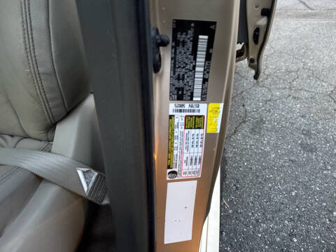 2014 Toyota Sienna XLE 8-Passenger