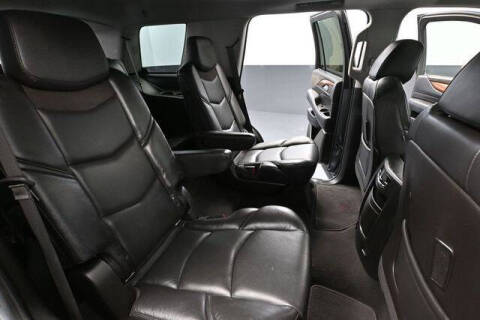 2018 Cadillac Escalade Luxury